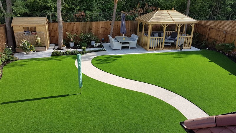 Pros and Cons of synthetic grass