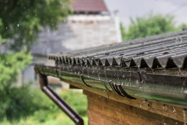 Gutters in Long Beach, CA: Top Warning Signs You Can’t Ignore