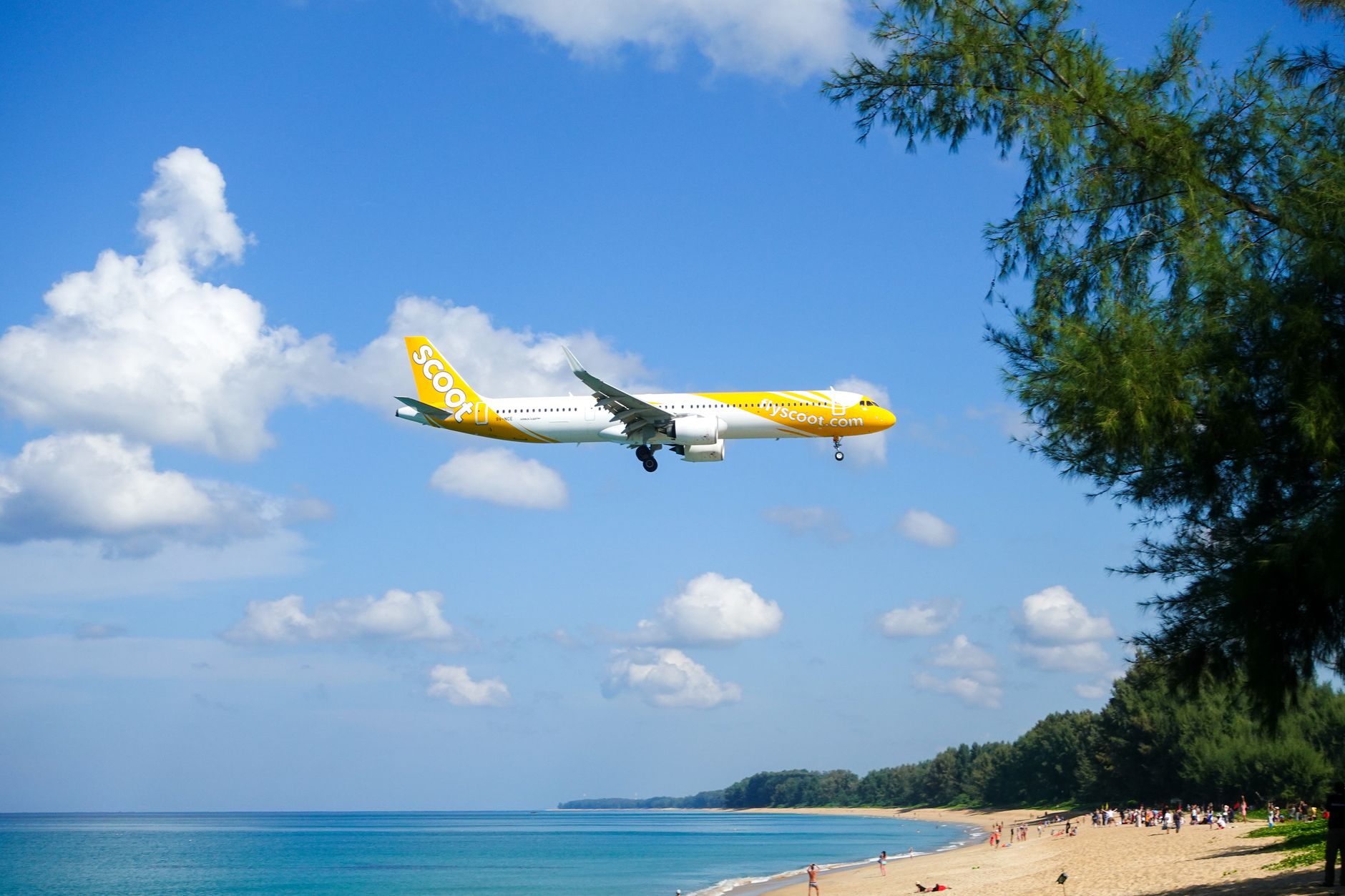 Bali Phuket flights