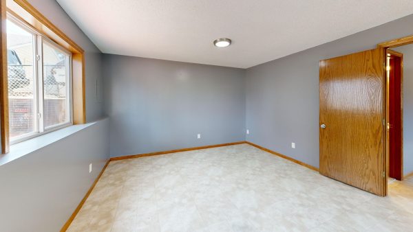 Vacant-property registry: The Right Way to Manage Fees