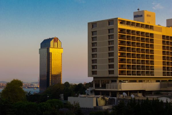 Yahoo Travel Hotel Sale: Best Deals for Your Next Vacation